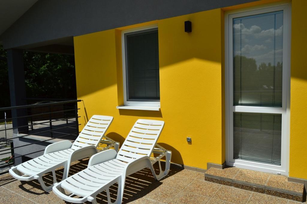 Promenad Apartmany Velky Meder Exterior photo