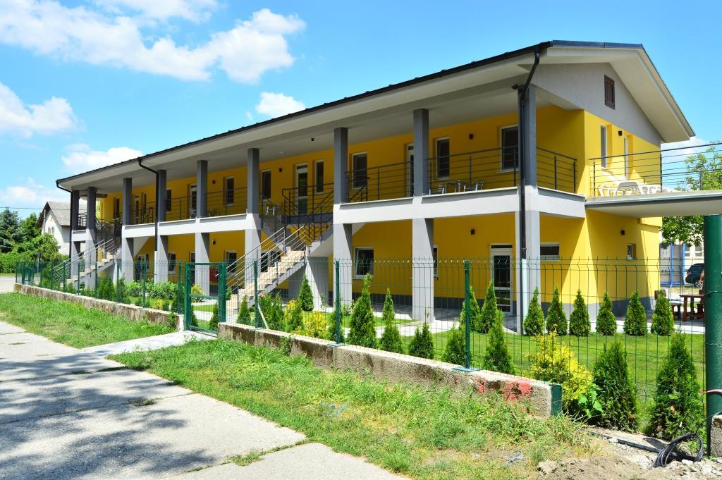 Promenad Apartmany Velky Meder Exterior photo